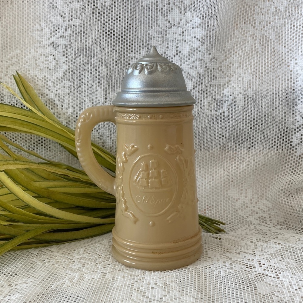 Vintage Avon Beer Stein Cologne Bottle. Wonderful vintage condition/empty/no box